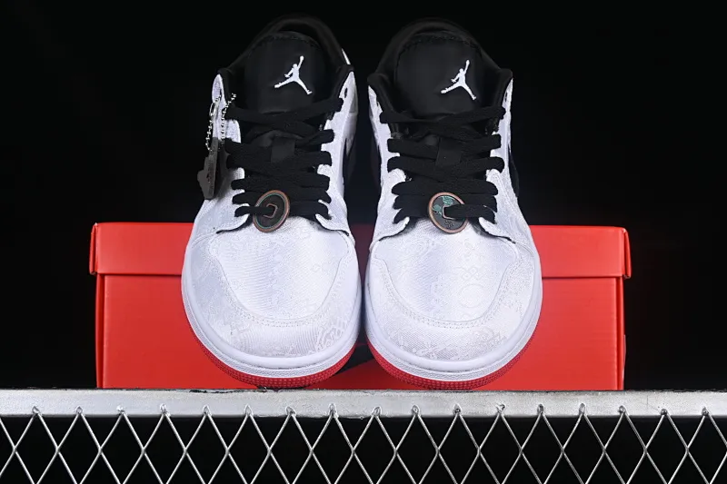 All categories Air Jordan Jordan series basketball shoes Air Jordan 1 Low Z version CLOT x Air Jordan 1 Low "Fearles" AJ1 Joe 1 white silk low-top cultural casual sneakers CU2804-100